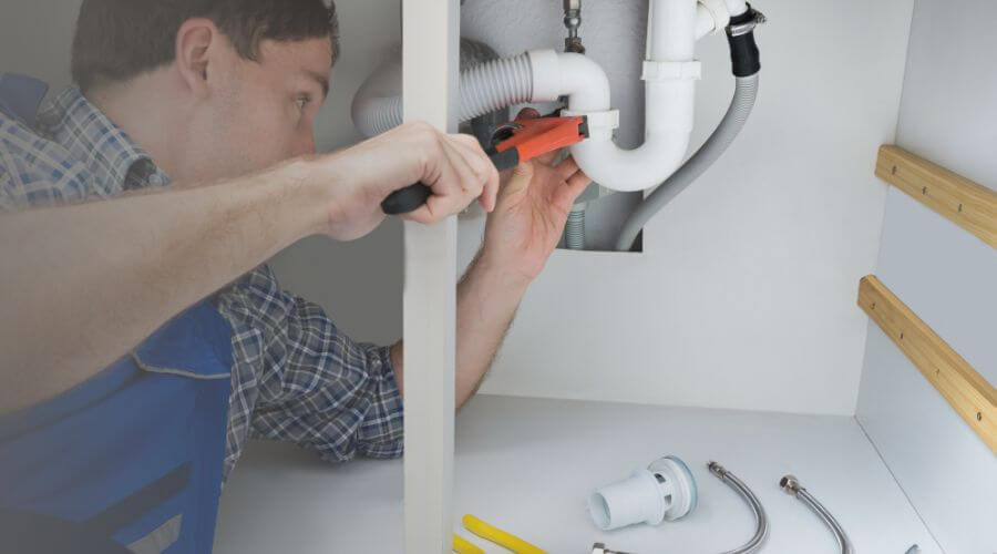 Professional expert plumbing services in Buda, IL